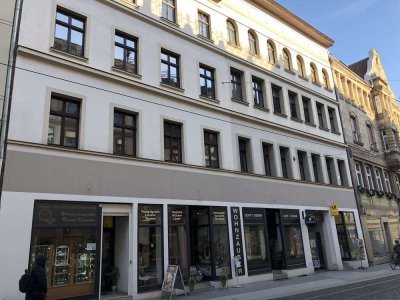 Moderne 2-RW mit Einbauküche in Halles Innenstadt sucht!