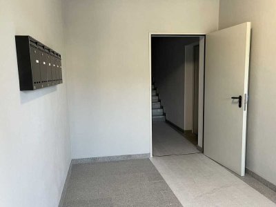 Freundliche 2-Zimmer-EG-Wohnung mit gehobener Innenausstattung mit Balkon in Bad Salzungen