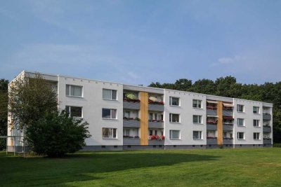 Lichtdurchflutet u. durchdacht – 3-Zimmer-Wohnung mit Loggia und Tageslichtbad