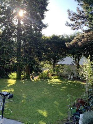 Repräsentativer Bungalow mit großem Garten, hochwertiger Ausstattung und stilvollem Ambiente in Nett