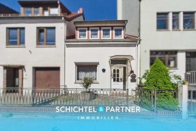 Hastedt | Renovierungsbedürftiges Reihenhaus mit viel Ausbaupotenzial