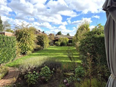 Eine gepflegte DHH mit Garage und schönem Garten in ruhiger Lage von Haltern-Hullern wartet auf Sie!