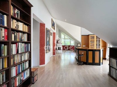 *** Ruhige Wohn-Oase in begehrter Lage - große und stilvolle Dachgeschosswohnung ***