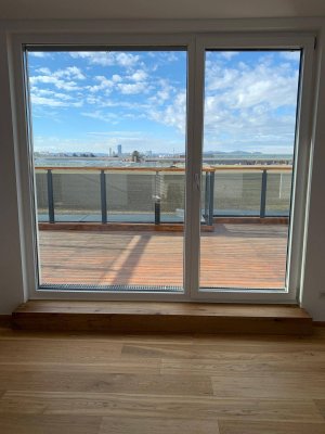 2- Zi mit großer Terrasse