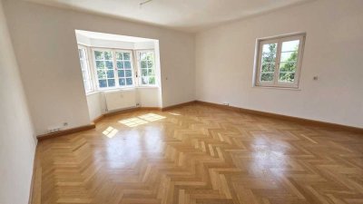 Große Wohnung mit klassischem Charme