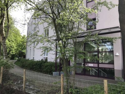 3-Zimmer Wohnung mit Balkon im 2. OG in Wolfsburg-Stadtmitte