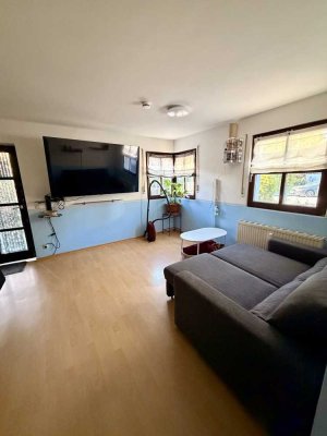 2-Zimmer-Maisonette, vollmöbliert, Garten & Stellplatz – ruhige Lage in Waldtrudering