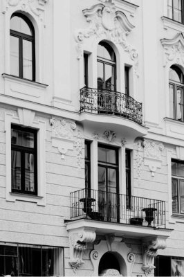 Altbau-Juwel mit Wertsteigerungspotenzial in Bestlage  von München- Nymphenburg