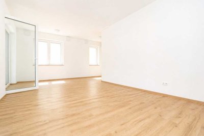 Attraktive 2-Zimmer-Wohnung im 1. Obergeschoss mit großzügigem Balkon in zentraler Lage von Landshut