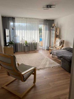***BLICK INS GRÜNE - SCHÖNE 2 ZIMMER WOHNUNG MIT BALKON***