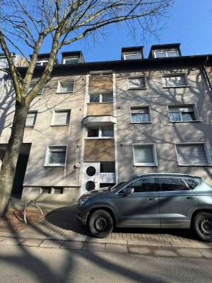 Frisch renovierte 3,5 Zimmer Wohnung im 3 OG