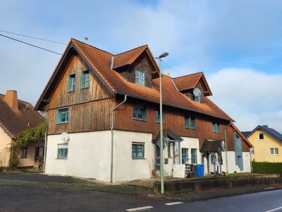 Ideal für den Handwerker!!! Geräumiges Haus mit Potential und großer Werkstatt