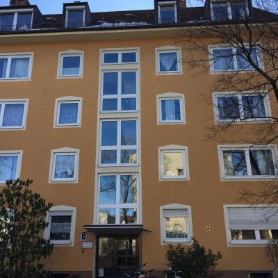Schöne helle, komplett sanierte 2-Zi-Whg in Schwabing-Milbertshofen