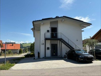 Moderne 4-Zimmer-Wohnung mit Balkon in Oberzollhaus / Oy-Mittelberg