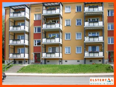 Ideal für kleine Familien! Moderne Ausstattung // Bad mit Wanne // Balkon // Grünes Umfeld!