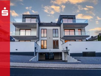 Moderne, hochwertige Neubau-Penthousewohnung mit Weitblick u EBK