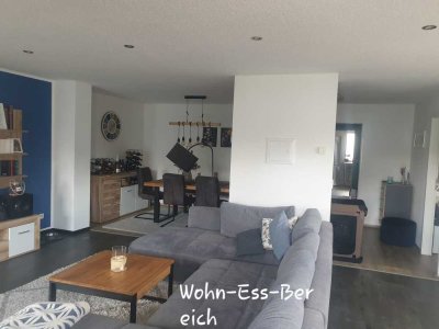 Ruhige 3,5-EG-Wohnung mit gehobener Innenausstattung und EBK in Bensheim
