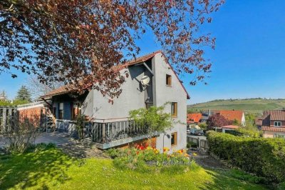 Charmante Doppelhaushälfte in bester Lage von Heidingsfeld – Garten, Balkon & Fernblick