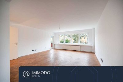 � Wohnen auf höchstem Niveau - hochwertig sanierte 4 Zimmer Wohnung mit 2 Balkonen und Freiblick