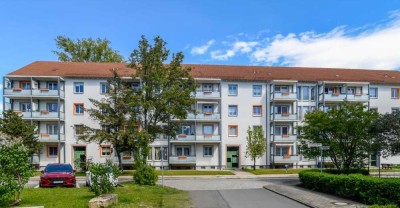 2-Raum-Erdgeschosswohnung mit Balkon und Dusche im WK 1