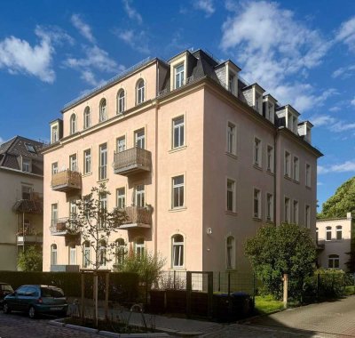 Großzügige 2-Zimmer-Wohnung mit Balkon in ruhiger Lage