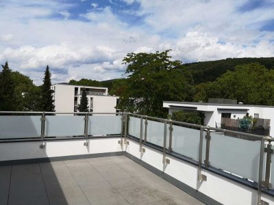 Klimatisierte lichtdurchflutete moderne Penthousewohnung in Heidelberg