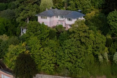Repräsentatives Anwesen in Bestlage - Privates Refugium mit Weitblick über die Rheinebene