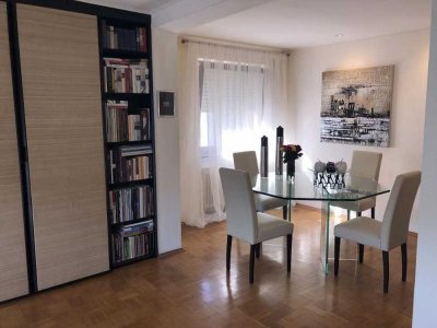 Einfamilienhaus mit Einliegerwohnung in der naturnahen Lage.