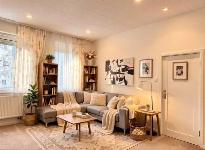 Zentrale 3-Zimmer-Altbauwohnung mit Entwicklungspotenzial – Leerstehend, gestaltbar, in Bahnhofsnähe