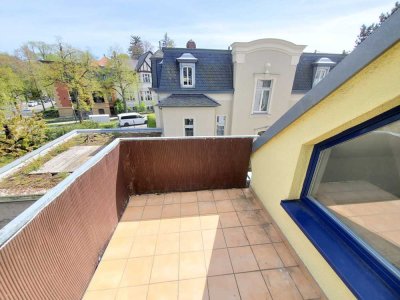 Balkon, Tageslichtbad, separate Küche - Renovierte 3-Zimmerwohnung in toller Lage!