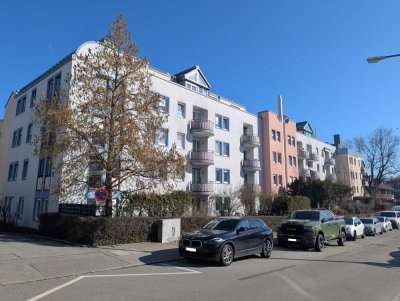 Nur 650 Meter zur Innenstadt ! Gepflegte 2-Zimmer Wohnung in ruhiger Lage !