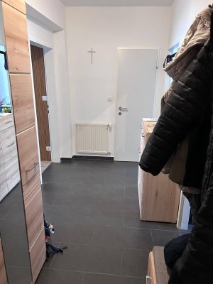 Moderne 3-Zimmer Neubauwohnung mit Balkon und Parkplatz