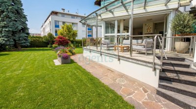 4 - Zimmer Wohnung mit Wintergarten und Garten Nutzung (sehr großer Garten)