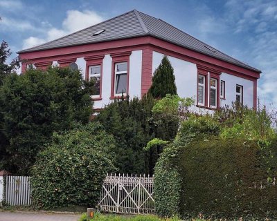 Markante Jugendstil Villa direkt in Jever! Zeitloser Stil - Geschichte - Funktionalität - Preis VB!