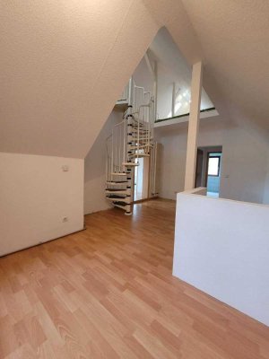 Hübsche Dachstudio - Maisonette-Wohnung