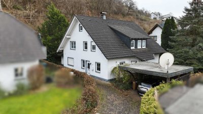 Dachgeschosswohnung in ruhiger Lage von Sundern-Hachen