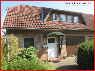 Ruhige Lage & nette Vermieter: Wohnung mit Einbauküche, Garage & viel Ruhe