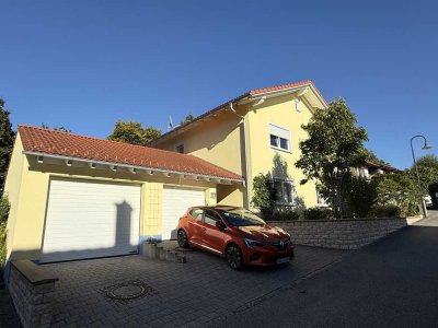 Sehr schönes 2 Fam. Haus in ruhiger Lage von Bernried mit sehr viel Potenzial !!