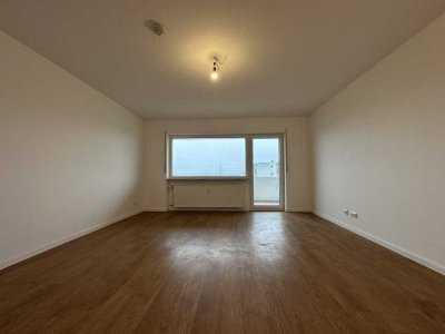 Erstbezug nach Modernisierung: 1-ZKB mit Einbauküche in Winzenheim!