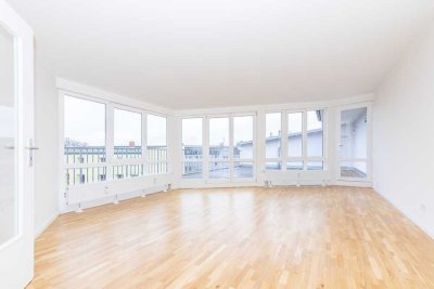 Ihr Wohntraum: familienfreundliche 5-Zimmer-Whg mit riesiger Terrasse! TOP Zustand-bezugsfrei-Aufzug