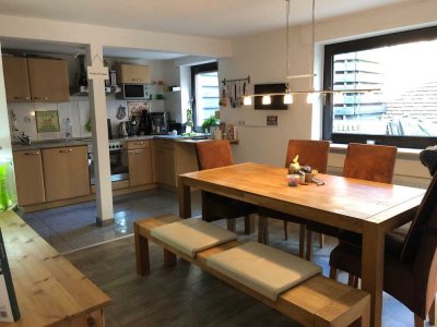 Helle renovierte Altbauwohnung in zentraler Lage mit 34qm Terrasse  in Werne