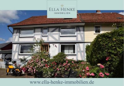 Schönes, gepflegtes Zweifamilienhaus als Eigennutzung oder Kapitalanlage...