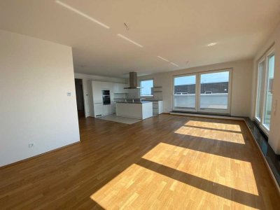 Luxuriöse 4-Zimmer-Penthouse-Maisonette in Frankfurt-Riedberg