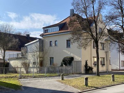 Stilvolles 5-Zimmer-Einfamilienhaus mit Erker, PV Photovoltaik, EBK in Gangkofen