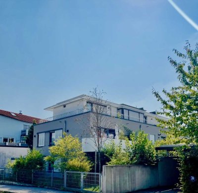 Wohnen mit Charakter: Exklusives Penthouse in Obermenzing mit 360 Grad Terrasse