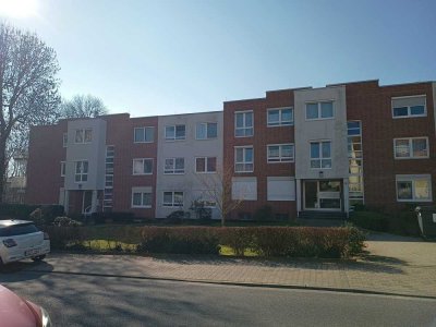 Helle 2-Zimmer-Wohnung mit Balkon & Tiefgarage in Frankfurt-Kalbach (Bonames)