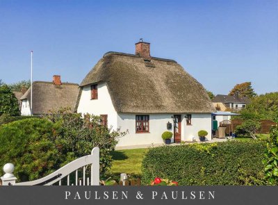 Charmantes Haus unter Reet in top Lage von Alt-Westerland