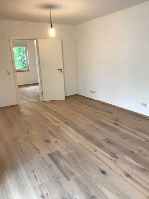 Sehr schöne, helle 2,5 Zi-Whg Wohnung mit EBK, Terrasse und kleinem Gartenanteil in Mainz