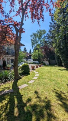Haus im Haus: 348 m² Maisonette + 500 m² Privatgarten – Hartmannshofen | ab Juni