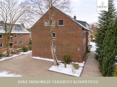Wilhelmshaven: Großzügige Dachgeschosswohnung mit hohem Gestaltungspotenzial in Aldenburg!